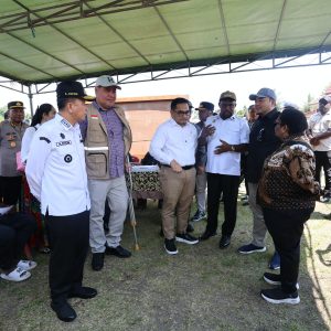 Pastikan Proses PSU Berjalan Lancar, Pj Gubernur Papua bersama Wamendagri-Forkopimda Pantau Sejumlah TPS