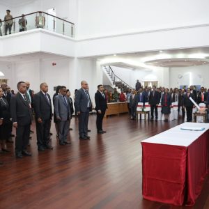 Pj Gubernur Agus Fatoni Lantik dan Kukuhkan Pejabat Administrator dan Pengawas di Pemprov Papua