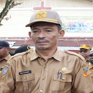 Kepala Dinas Kelautan dan Perikanan Papua, Iman Djuniawal