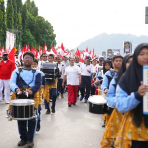 Papua Eduwalk 2025 semarak Hardiknas di Kantor Gubernur Papua