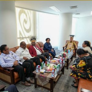 Pj Gubernur Papua Agus Fatoni silahturahmi ke kantor MRP