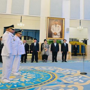 Presiden Prabowo melantik Gubernur Papua Matius D Fakhiri dan Wagub Papua Aryoko Rumaropen