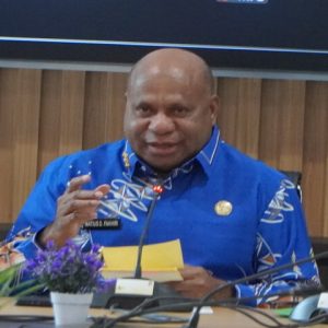 Gubernur Papua Matius D. Fakhiri