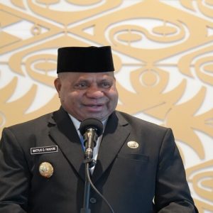 Gubernur Papua, Matius D. Fakhiri