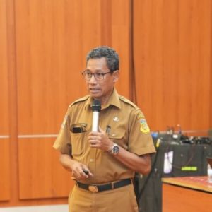Kepala Dinas Kesehatan Provinsi Papua, Beeri I.S. Wopari, saat memberikan keterangan terkait upaya peningkatan kapasitas layanan kesehatan di Jayapura