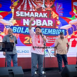 Pemprov Papua Gelar Nobar Final Piala Dunia, Sekda Christian Sohilait Ajak Warga Jaga Keamanan